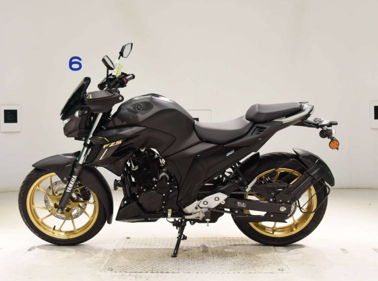 Мотоцикл Yamaha FZS25 с пробегом 158 km