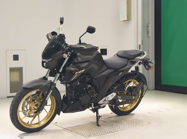 Мотоцикл Yamaha FZS25 с пробегом 158 km
