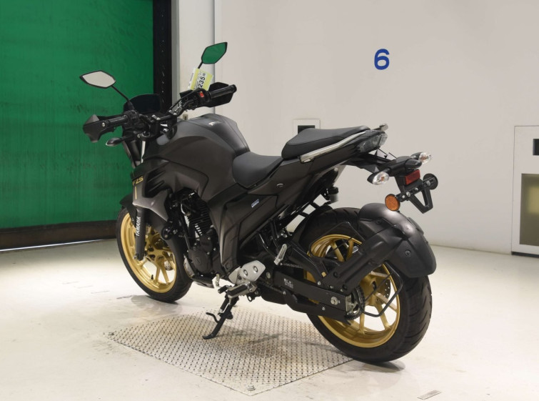 Мотоцикл Yamaha FZS25 с пробегом 158 km
