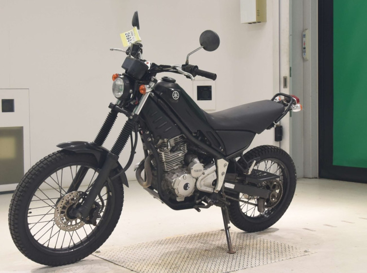 Мотоцикл Yamaha TRICKER с пробегом 19072 km