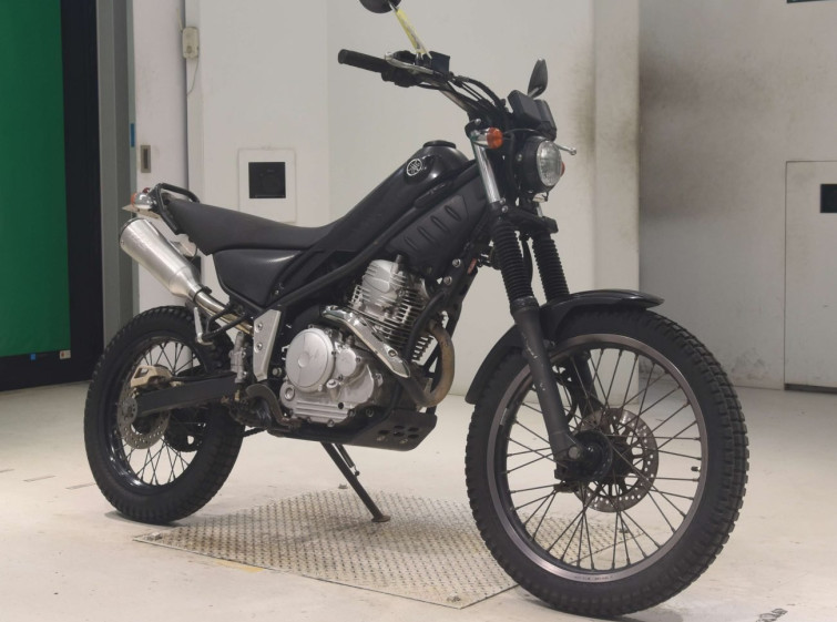 Мотоцикл Yamaha TRICKER с пробегом 19072 km