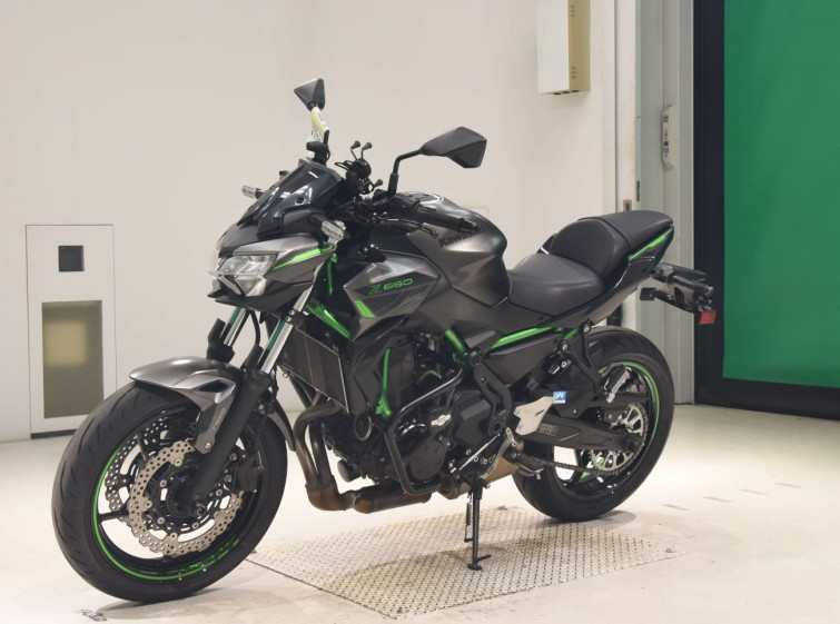 Мотоцикл Kawasaki Z650A з пробігом 9290 km