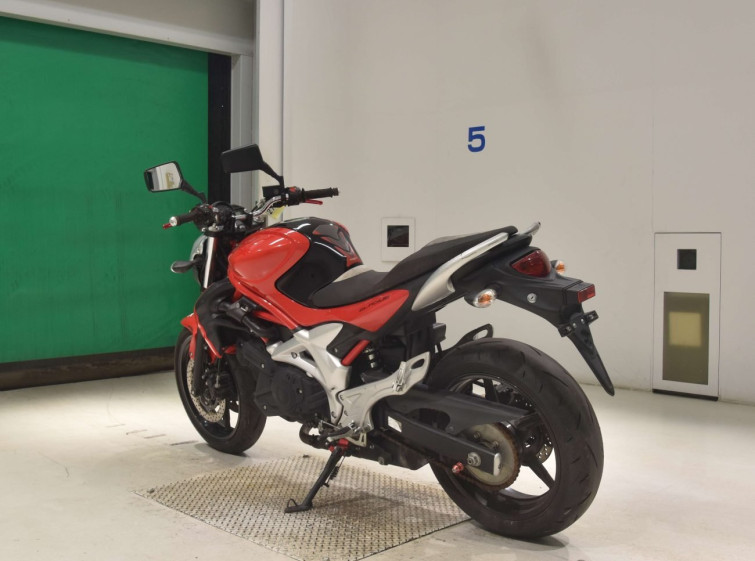 Мотоцикл Suzuki GLADIUS 400 с пробегом 21347 km