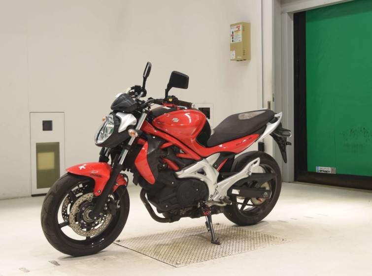 Мотоцикл Suzuki GLADIUS 400 с пробегом 21347 km