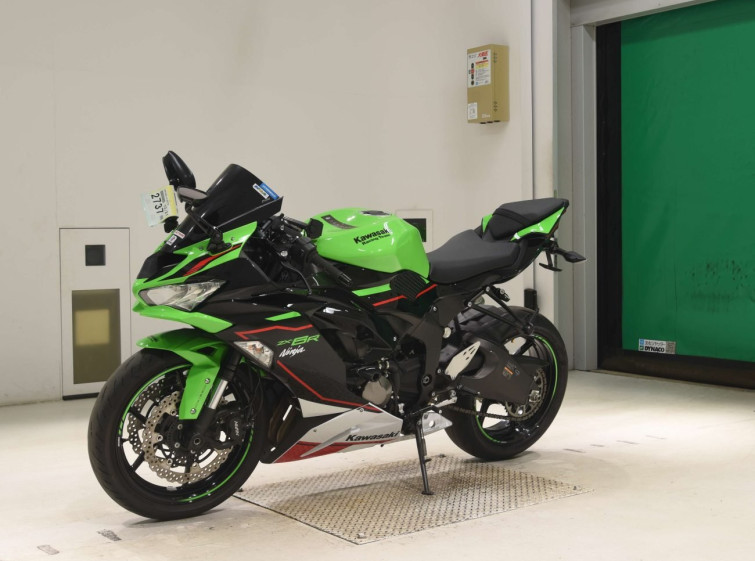 Мотоцикл Kawasaki ZX-6RA KRT з пробігом 5272 km