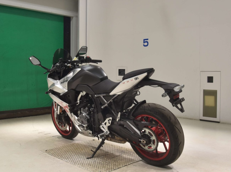 Мотоцикл Suzuki GSX-8R з пробігом 1849 km