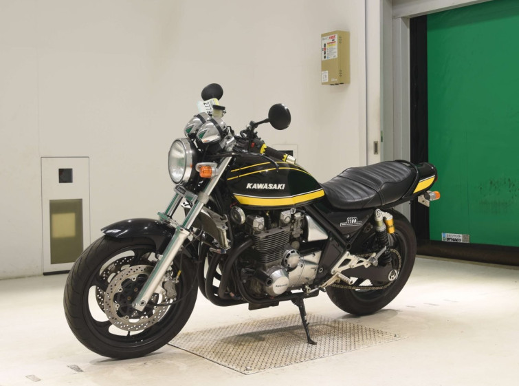 Мотоцикл Kawasaki ZEPHYR1100 с пробегом 34572 km