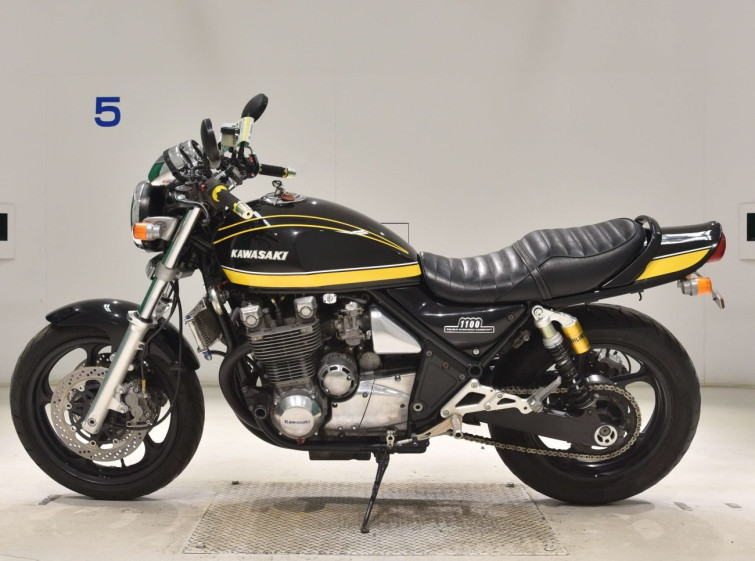 Мотоцикл Kawasaki ZEPHYR1100 с пробегом 34572 km
