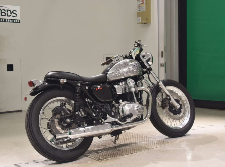 Мотоцикл Kawasaki W800 з пробігом 17538 km