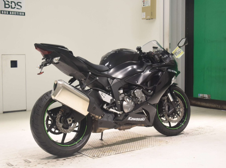 Мотоцикл Kawasaki ZX-6R з пробігом 11567 km