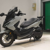Мотоцикл Honda FORZA з пробігом 8932 km
