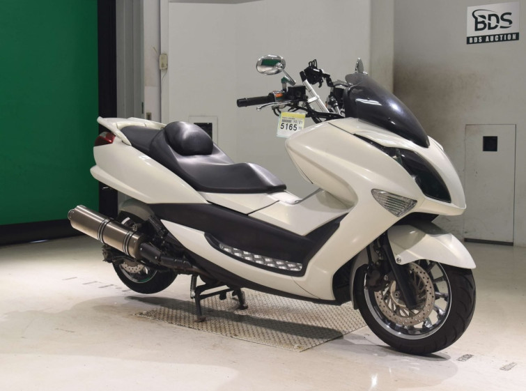 Мотоцикл Yamaha MAJESTY250 с пробегом 21135 km