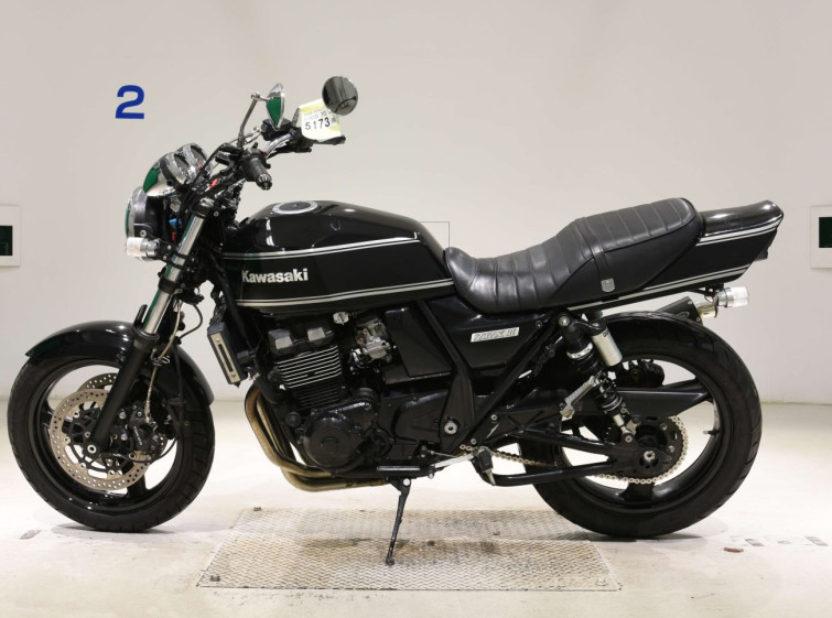 Мотоцикл Kawasaki ZRX400 з пробігом 32137 km