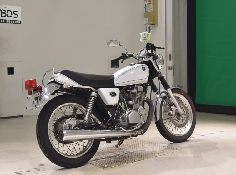 Мотоцикл Yamaha SR400 с пробегом 20694 km