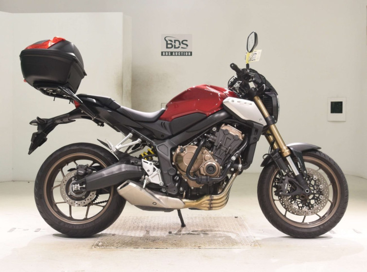 Мотоцикл Honda CB650R с пробегом 11345 km