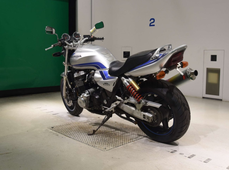 Мотоцикл Honda CB1300SF с пробегом 16254 km