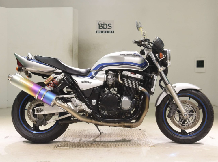 Мотоцикл Honda CB1300SF с пробегом 16254 km