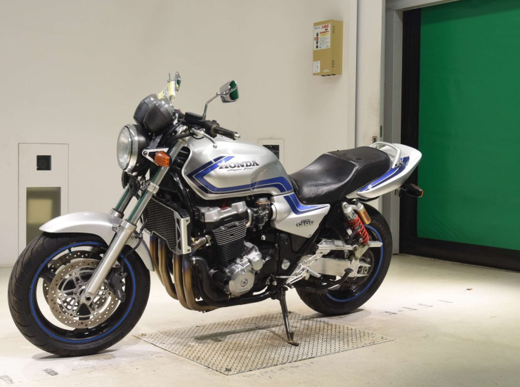 Мотоцикл Honda CB1300SF с пробегом 16254 km