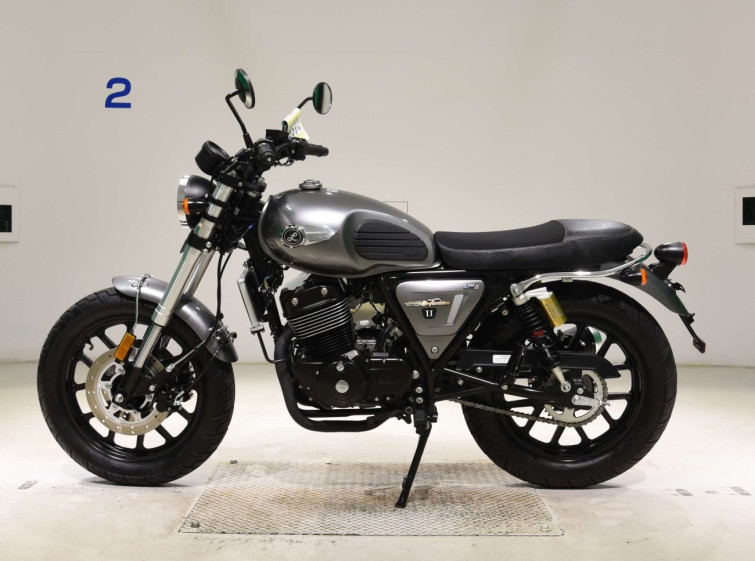 Мотоцикл GPX LEGEND 250 TWIN з пробігом 2794 km