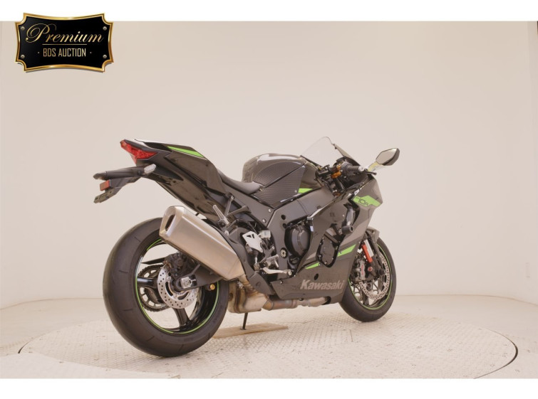 Мотоцикл Kawasaki NINJA ZX-10RA з пробігом 9626 km