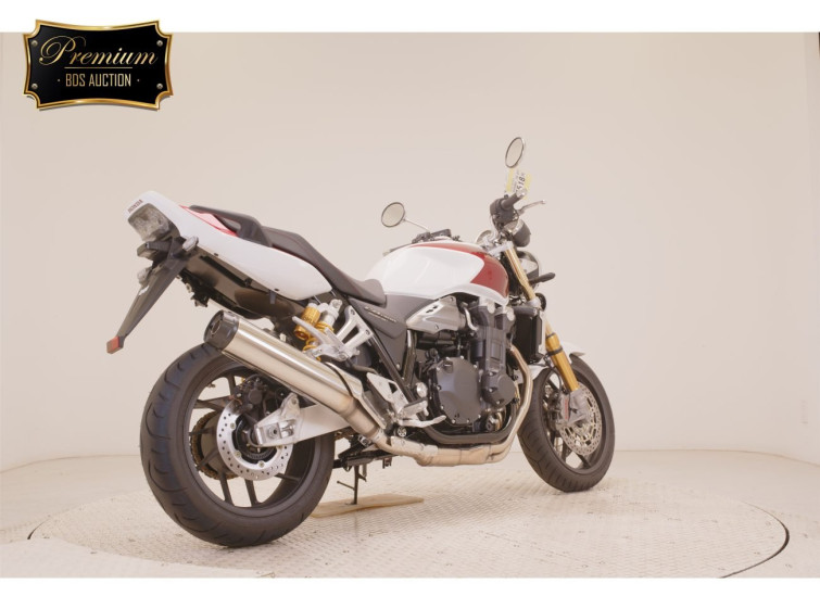 Мотоцикл Honda CB1300SF з пробігом 385 km