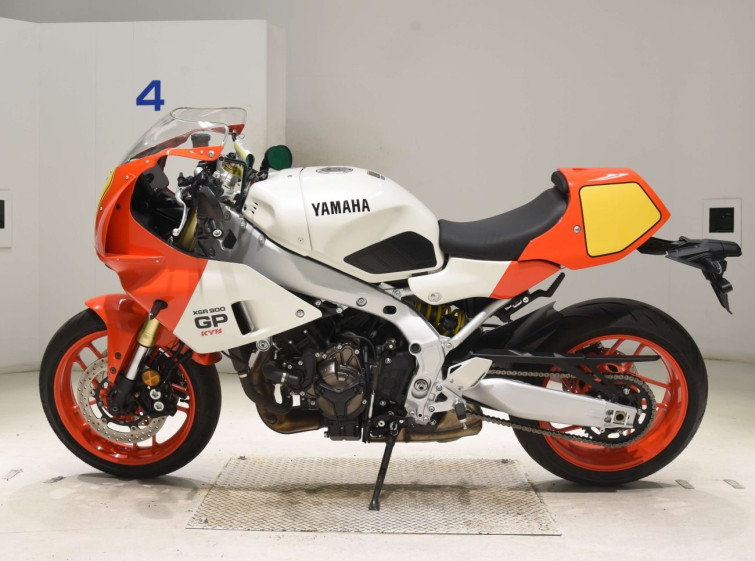Мотоцикл Yamaha XSR900GP з пробігом 821 km
