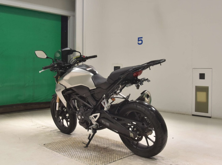 Мотоцикл Honda CB250R с пробегом 12223 km