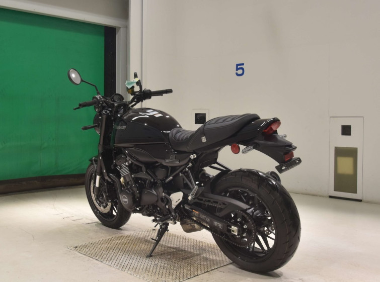 Мотоцикл Kawasaki Z900RS с пробегом 142 km