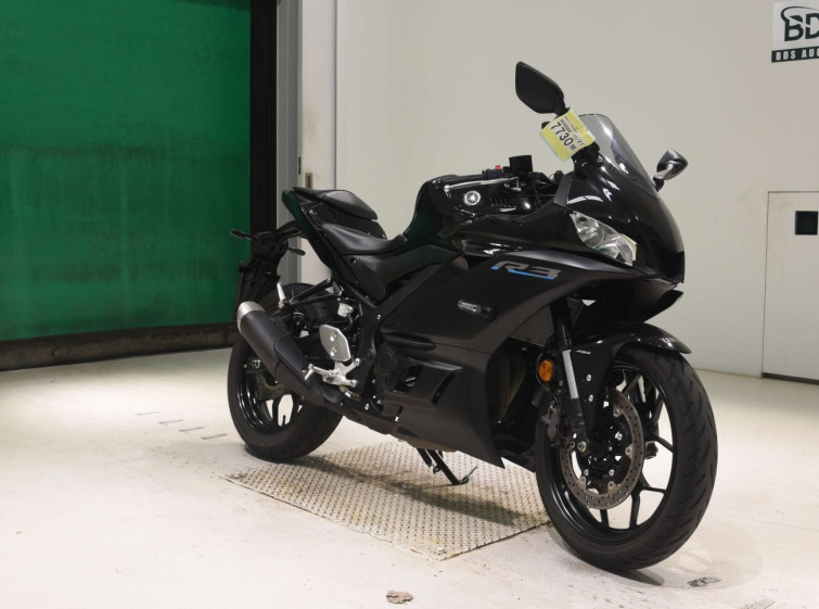 Мотоцикл Yamaha YZF-R3 з пробігом 8591 km