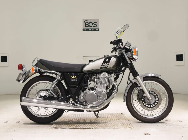 Мотоцикл Yamaha SR400 з пробігом 2214 km