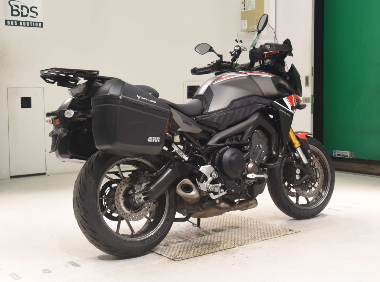 Мотоцикл Yamaha MT-09 с пробегом 27586 km