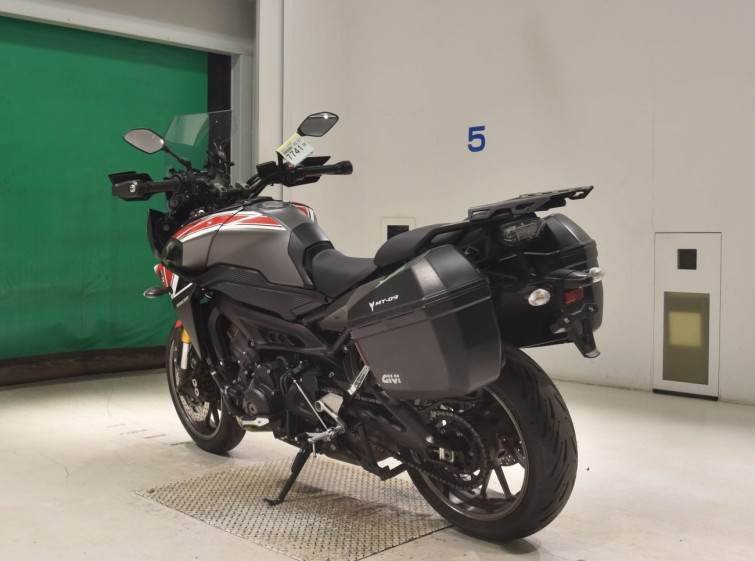 Мотоцикл Yamaha MT-09 с пробегом 27586 km