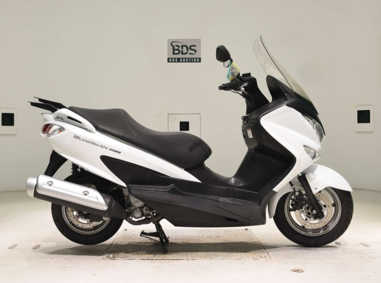 Мотоцикл Suzuki BURGMAN200 з пробігом 14564 km