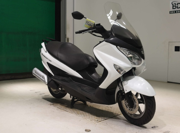 Мотоцикл Suzuki BURGMAN200 з пробігом 14564 km