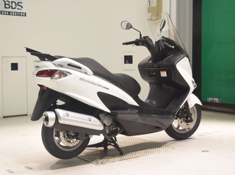 Мотоцикл Suzuki BURGMAN200 з пробігом 14564 km