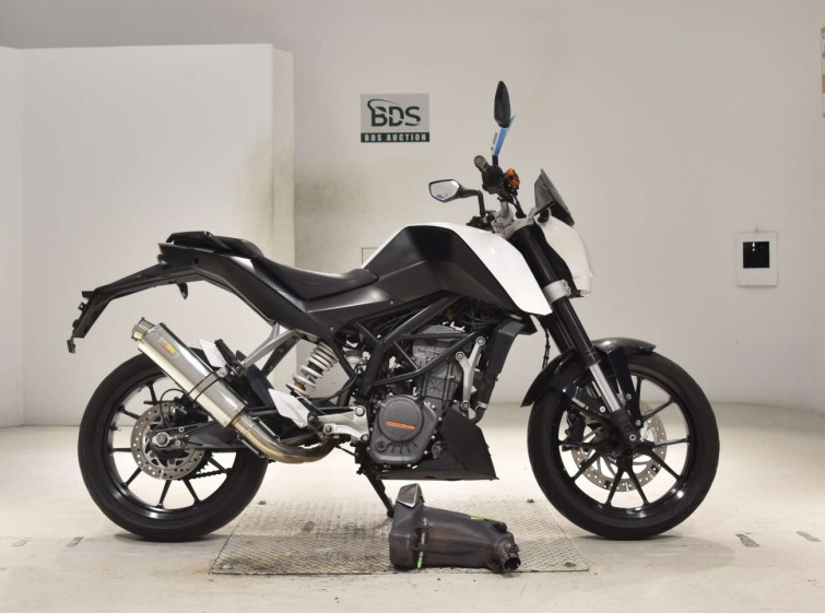 Мотоцикл KTM 200 DUKE з пробігом 12360 km