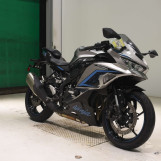Мотоцикл Kawasaki NINJA ZX-25R KRT з пробігом 1888 km