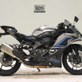 Мотоцикл Kawasaki NINJA ZX-25R KRT з пробігом 1888 km
