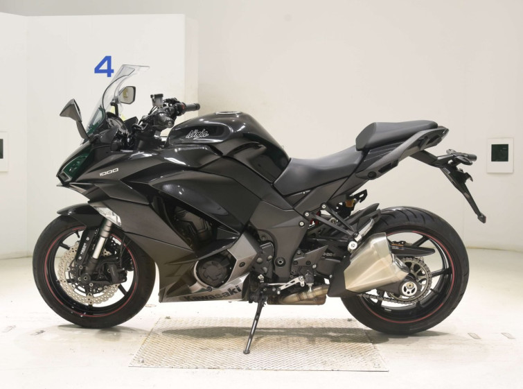 Мотоцикл Kawasaki NINJA1000 с пробегом 36283 km