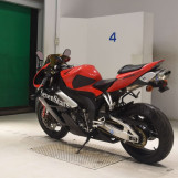 Мотоцикл Honda CBR1000RR з пробігом 54366 km