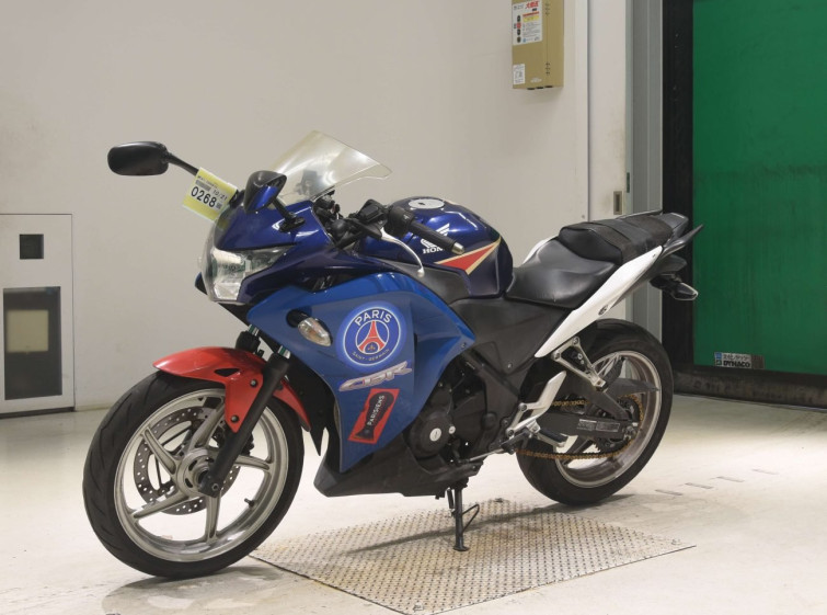 Мотоцикл Honda CBR250R с пробегом 64295 km