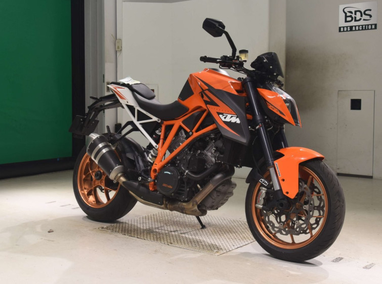 Мотоцикл KTM 1290 SUPERDUKE R с пробегом 24280 km