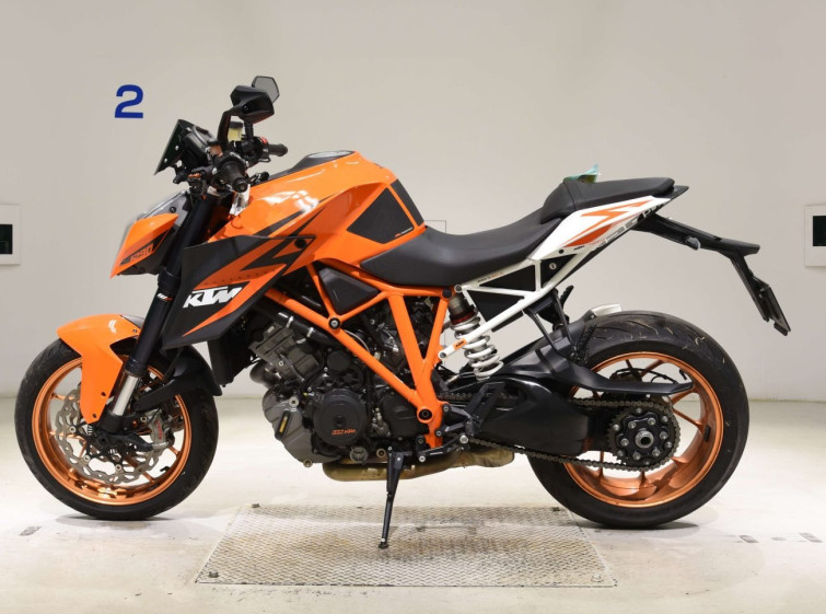 Мотоцикл KTM 1290 SUPERDUKE R с пробегом 24280 km