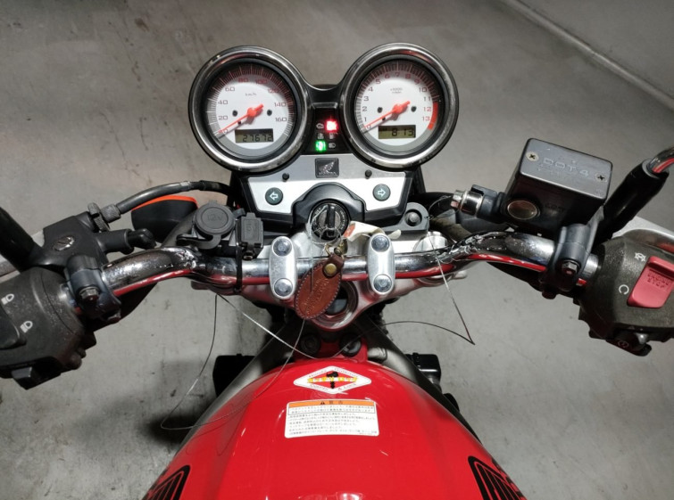 Мотоцикл Honda VTR250 с пробегом 27672 km