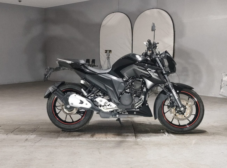 Мотоцикл Yamaha FZ25 с пробегом 3579 km