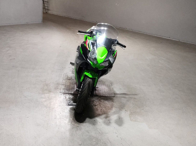 Мотоцикл Kawasaki NINJA650 з пробігом 3492 km