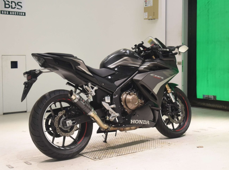 Мотоцикл Honda CBR400R с пробегом 8629 km