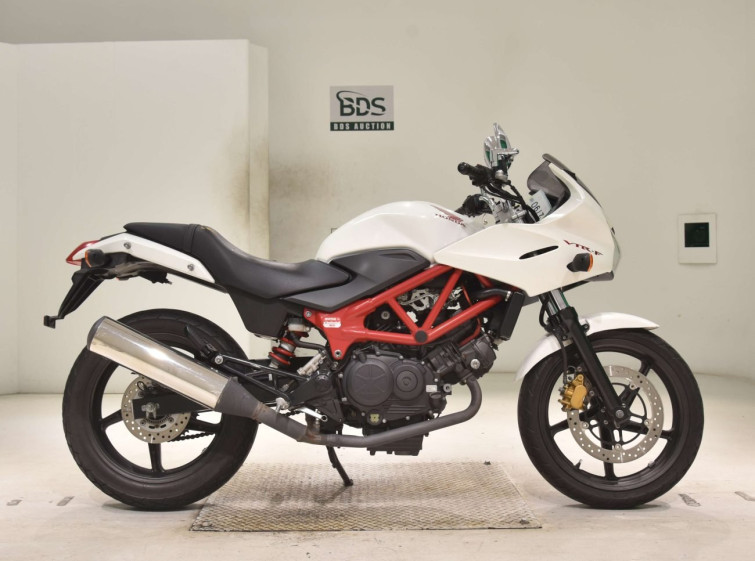 Мотоцикл Honda VTR250F с пробегом 16116 km