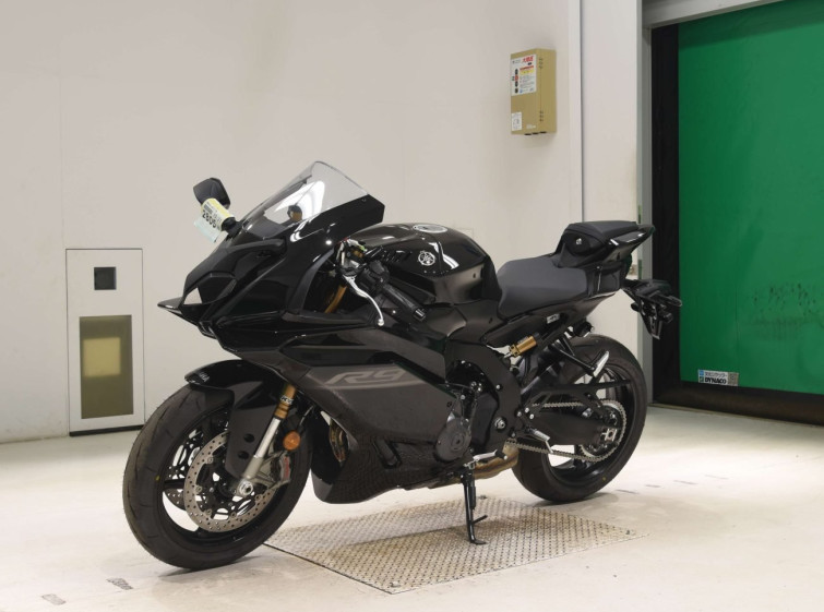 Мотоцикл Yamaha YZF-R9 з пробігом 4 km