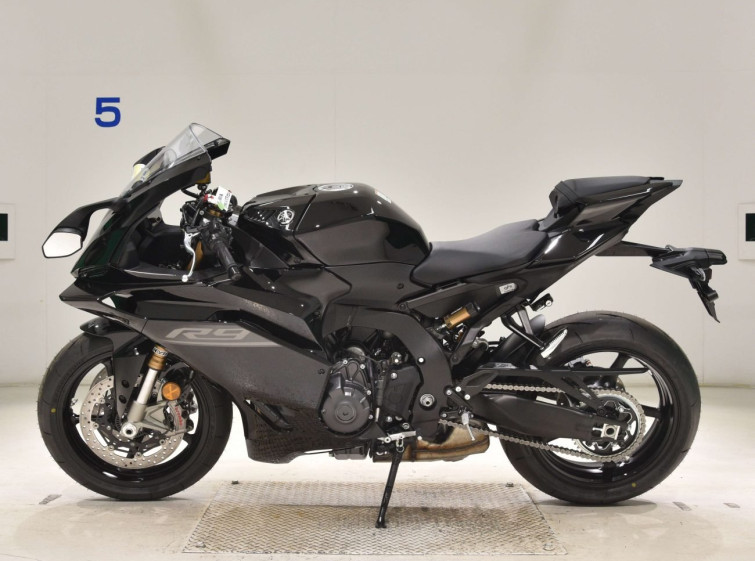 Мотоцикл Yamaha YZF-R9 з пробігом 4 km